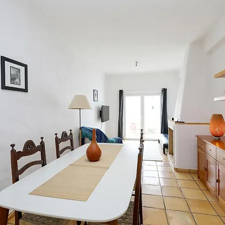 B82 - Lacobrigense Flat In Appartement Lagos