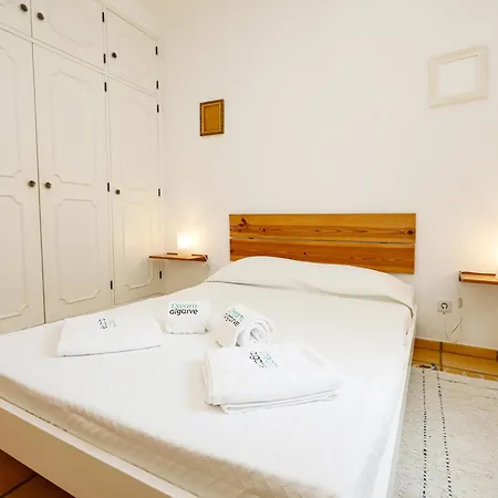 B82 - Lacobrigense Flat In Apartman